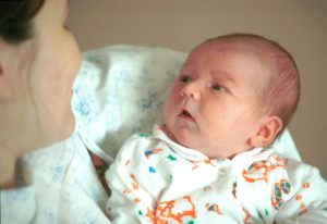 Как можно усыновить новорожденного ребенка из роддома