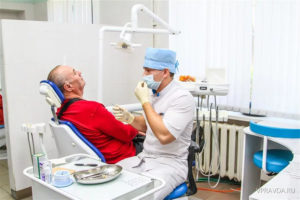 Бесплатное протезировании зубов для пенсионеров свердловской области