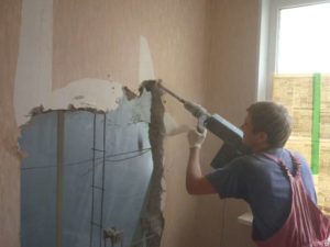 Как правильно ломать стену в квартире в панельном доме