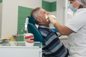 Бесплатное протезировании зубов для пенсионеров свердловской области